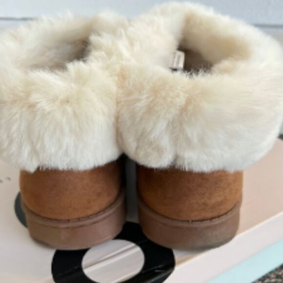 SO FAUX FUR SUEDE BOOTS Chestnut Sz 8 NWT - Picture 4 of 9